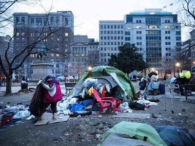 Perkemahan Tunawisma Terbesar di Washington DC Digusur