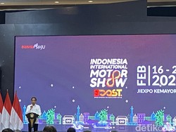 Di IIMS, Jokowi Bicara Macet Makin Horor Gegara Penjualan Mobil-Motor