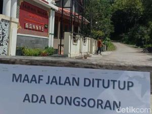 Akses Jalan Perbatasan Klaten-Gunungkidul Ditutup gegara Longsor Akses Jalan Perbatasan Klaten-Gunungkidul Ditutup gegara Longsor