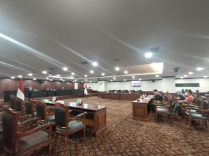 Pelapor Kasus Sulap Putusan MK Minta 2 Hakim Konstitusi Tak Adili Gugatan Pelapor Kasus Sulap Putusan MK Minta 2 Hakim Konstitusi Tak Adili Gugatan