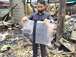 Terjawab Penyebab Pasar Adat Lelateng Terbakar Terjawab Penyebab Pasar Adat Lelateng Terbakar