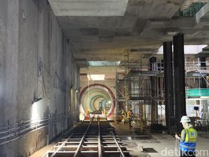 Proyek MRT Fase 2, Stasiun Bundaran HI-Thamrin-Monas Telah Terhubung Proyek MRT Fase 2, Stasiun Bundaran HI-Thamrin-Monas Telah Terhubung