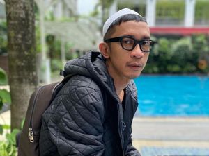 Jawaban Kocak Aming Disebut Punya Aura Lebih Suci usai Hijrah Jawaban Kocak Aming Disebut Punya Aura Lebih Suci usai Hijrah