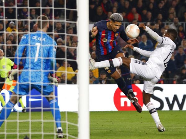 Duel Sengit Barcelona Vs Manchester United di Liga Europa Berakhir Imbang