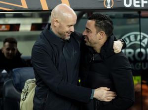 Ten Hag dan Xavi Saling Puji Ten Hag dan Xavi Saling Puji