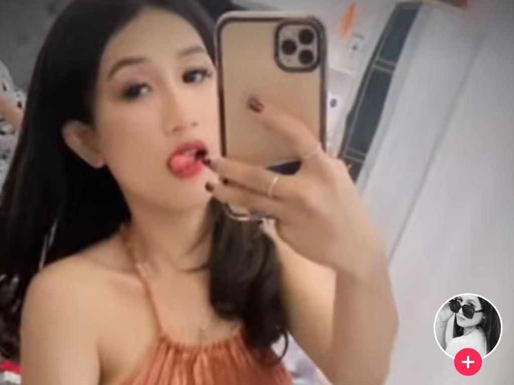 Penampakan Selebgram Bengkulu yang Live Bugil di Instagram demi Endorse Penampakan Selebgram Bengkulu yang Live Bugil di Instagram demi Endorse