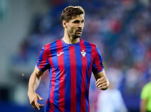Eks Striker Timnas Spanyol Fernando Llorente Pensiun
