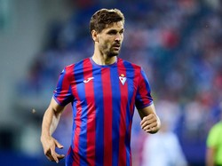 Eks Striker Timnas Spanyol Fernando Llorente Pensiun