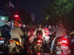 Surabaya Macet Parah, Dishub Sebut gegara Long Weekend Surabaya Macet Parah, Dishub Sebut gegara Long Weekend