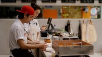 Potret Keseruan Jinnys Kitchen, Variety Show Terbaru V BTS