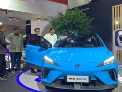 Desain & Teknologi Mobil Listrik MG4 EV Sukses Pikat Jokowi