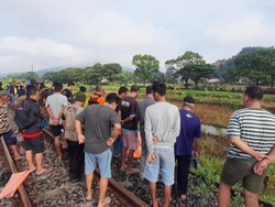 Lansia Banjar Tewas Tersambar Kereta Api