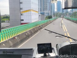 Anggota DPRD DKI Soroti Aspal Busway Koridor 13 yang Berlubang