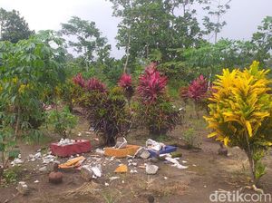 Ahli Waris Tak Terima Nisan Blitar Dirusak Disertai Ancaman Munkar-Nakir Ahli Waris Tak Terima Nisan Blitar Dirusak Disertai Ancaman Munkar-Nakir