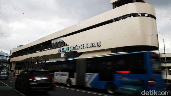 Sudah Dibuka! Potret Halte TiJe Cawang Cikoko yang Nyambung KRL hingga LRT