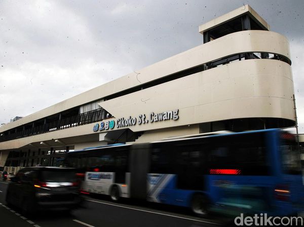 Sudah Dibuka! Potret Halte TiJe Cawang Cikoko yang Nyambung KRL hingga LRT