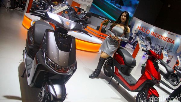 Motor Listrik China Yadea Sapa Indonesia, Mejeng di IIMS 2023