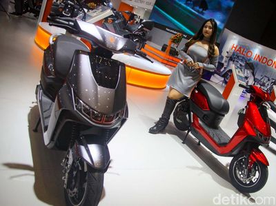 Motor Listrik China Yadea Sapa Indonesia, Mejeng di IIMS 2023