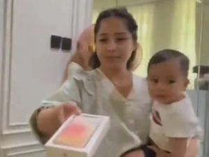 The Real Sultan, Viral Momen Nagita Slavina Bagi-bagi iPhone Untuk Karyawan