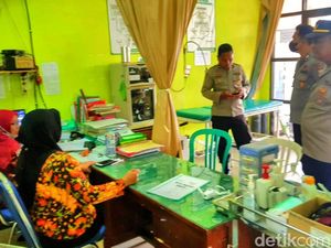 Ortu Ungkap Penyebab Meninggalnya Bocah SD Situbondo Usai Adu Mulut Ortu Ungkap Penyebab Meninggalnya Bocah SD Situbondo Usai Adu Mulut