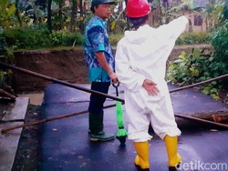 Jembatan Penghubung Klaten-Gunungkidul di Bayat Putus Diterjang Banjir