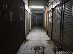 Sepi Sunyi Pasar Tanah Abang Blok G, Lantai 2-3 Bak Rumah Hantu