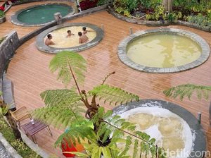 Asyiknya Kungkum Bareng di Whirpool Songgoriti Hot Spring Kota Batu