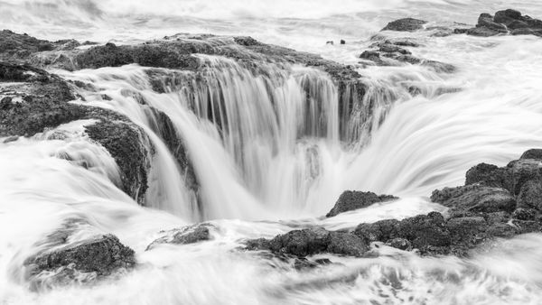 Ajaibnya Sumur Thor, Lubang Aneh di Laut Oregon