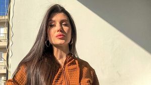 8 Pesona Cantik Atlet Lompat Tinggi yang Juga Model Pakaian Dalam