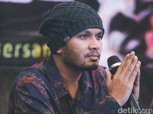 Hanan Attaki Tak Masalah Pengajiannya Ditolak: Kita Ahlussunnah wal Jamaah Hanan Attaki Tak Masalah Pengajiannya Ditolak: Kita Ahlussunnah wal Jamaah