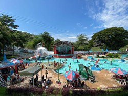 3 Wisata Air di Blitar, Mulai Waterpark hingga Miniatur Raja Ampat