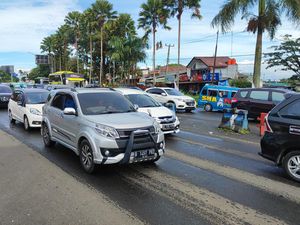 Ada Peningkatan Kendaraan, Polisi Terapkan One Way Arah Puncak Bogor