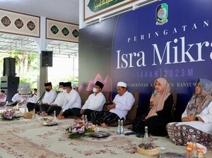 Bupati Ipuk Ajak Warga Jadikan Momen Isra Mikraj untuk Muhasabah Diri