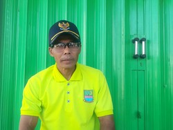 Saksi Cerita Lihat Gunting Patah Dibalur Tepung di TKP Bos Ayam Goreng Tewas