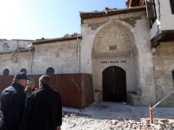 Sedih, Masjid dan Gereja Tertua Turki Hancur Terkena Gempa Sedih, Masjid dan Gereja Tertua Turki Hancur Terkena Gempa