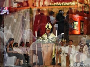 Melihat Misa Inkulturasi dalam Festival Reba Khas NTT Melihat Misa Inkulturasi dalam Festival Reba Khas NTT