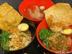 Nikmatnya Mie Ayam Klasik di Medan, Tawarkan Kaldu Wijen Yang Lezat