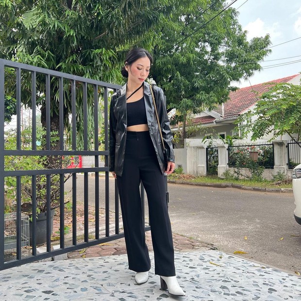 Outfit serba hitam Abel Cantika/Sumber: IG @abellyc