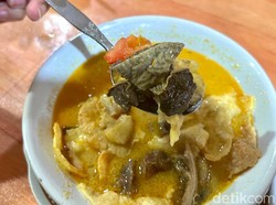 40 Tahun Penjual Soto Ini Pertahankan Kualitas hingga Jual Resep Rp 50 Juta