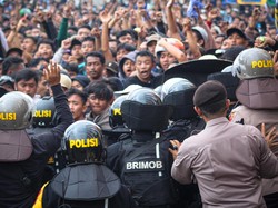 Polisi Ungkap Penjualan Tiket Jadi Penyebab Ricuh di Stadion Jatidiri