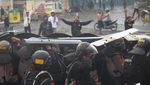 Tengok Lagi Kericuhan Suporter PSIS Semarang di Stadion Jatidiri