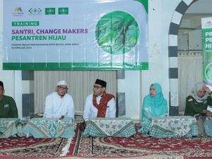 Training Penggerak Pesantren Hijau di Ponpes Mahasina Bekasi
