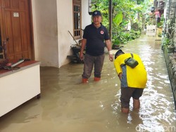 123 Rumah di 3 Desa Terendam Banjir Luapan Bengawan Solo Lamongan