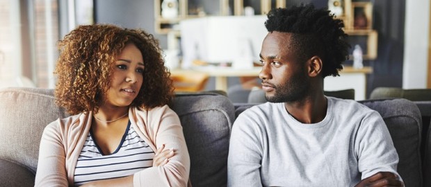 Berdiskusi dengan pasangan/Foto:freepik/marriage.com