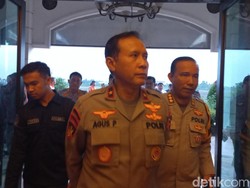 Mabes Polri Bantu Evakuasi Heli Rombongan Kapolda Jambi Jatuh di Kerinci