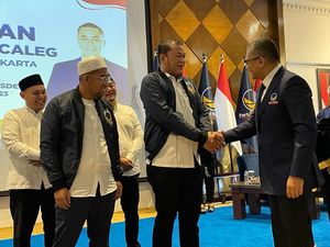 Usai Anak Haji Lulung, Ketua Bamus Betawi Juga Gabung NasDem Usai Anak Haji Lulung, Ketua Bamus Betawi Juga Gabung NasDem