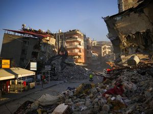 4 Kabar Terbaru soal Para WNI Korban Gempa Turki 4 Kabar Terbaru soal Para WNI Korban Gempa Turki