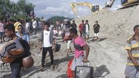 Penampakan Longsor di Kupang yang Lumpuhkan Akses 6 Kabupaten