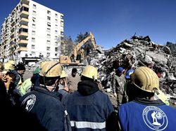 Momen Tim Penyelamat Internasional Korban Gempa Dipulangkan dari Turki Momen Tim Penyelamat Internasional Korban Gempa Dipulangkan dari Turki