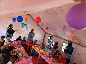 Potret Trauma Healing Anak-anak Korban Gempa Turki di Pengungsian